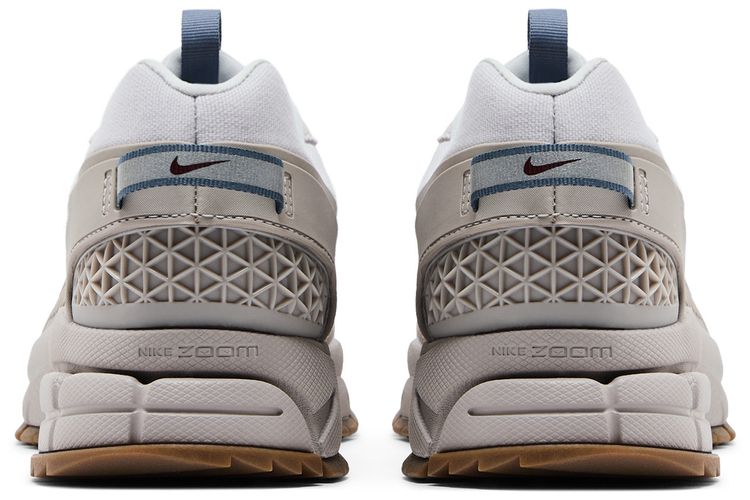 Nike Zoom Vomero Roam College Grey Gum
