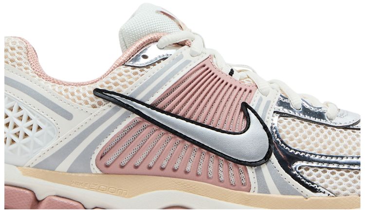 Nike Wmns Air Zoom Vomero 5 Particle Pink
