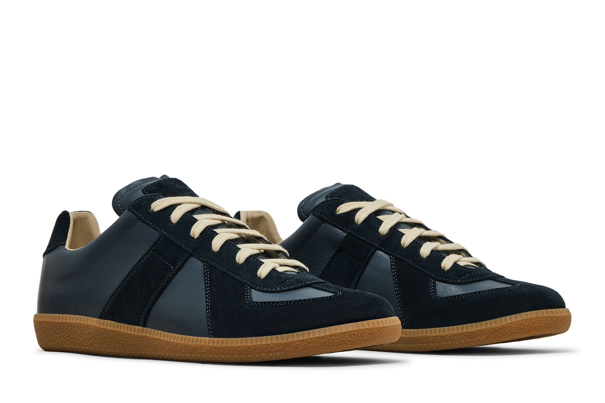 Buy Maison Margiela Replica 'Bermuda Gum' - S57WS0236 P1895