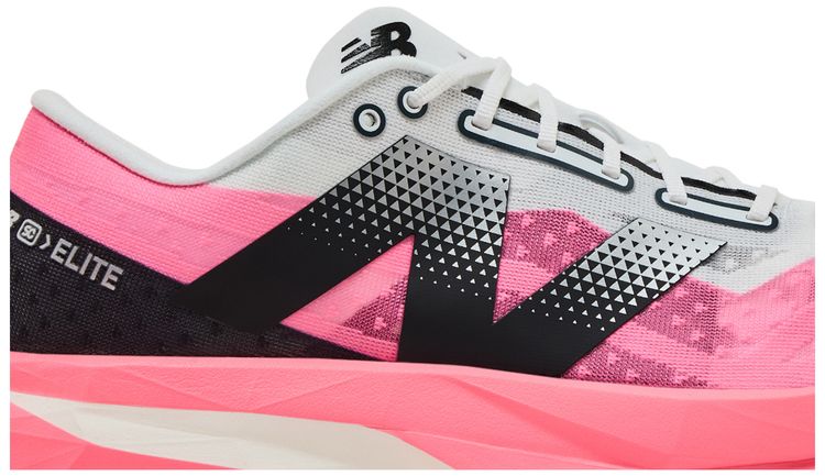 New Balance FuelCell SuperComp Elite v4 Ultra Pink