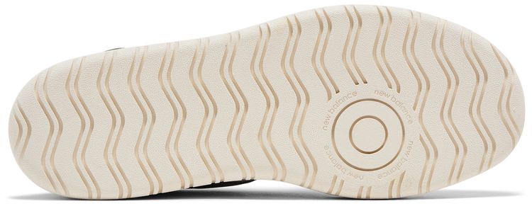 New Balance 302 Sea Salt Shadow Grey