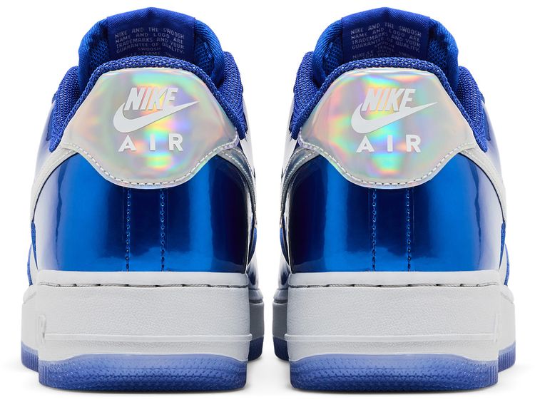 Nike Air Force 1 07 LV8 Light Photo Blue Photon Dust Iridescent
