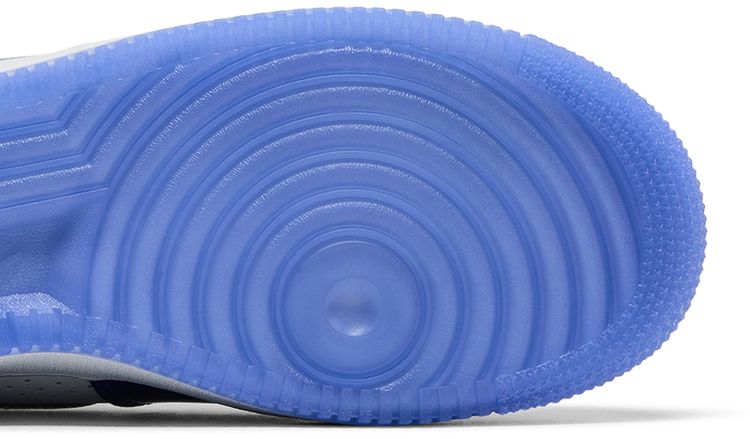 Nike Air Force 1 07 LV8 Light Photo Blue Photon Dust Iridescent