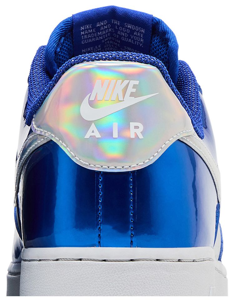 Nike Air Force 1 07 LV8 Light Photo Blue Photon Dust Iridescent