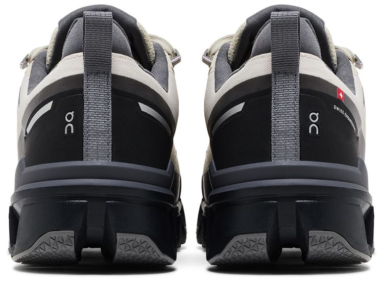 ON Cloudwander Waterproof Sand Black