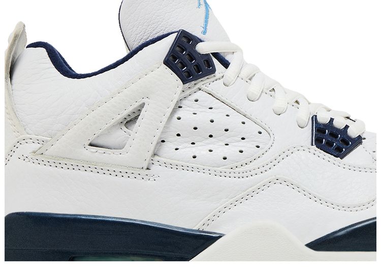Air Jordan 4 Retro Columbia 1999