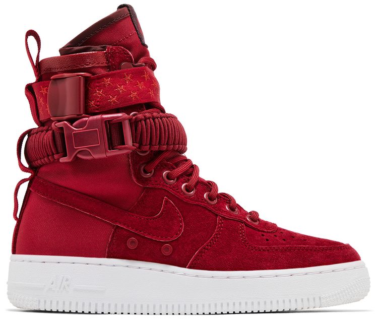 Size Nike Wmns SF Air Force High 'Red Crush'
