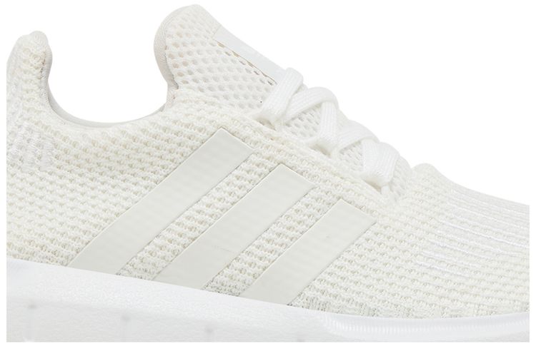 Adidas Swift Run Triple White