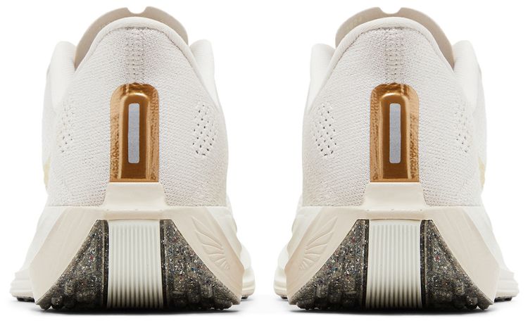 Nike Wmns Pegasus Plus Light Orewood Brown