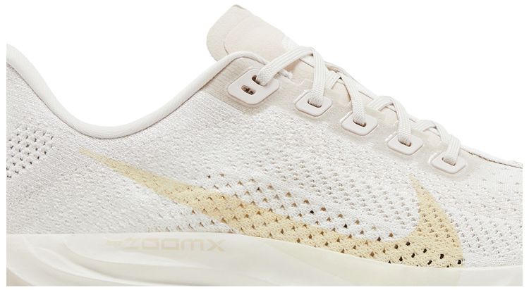 Nike Wmns Pegasus Plus Light Orewood Brown