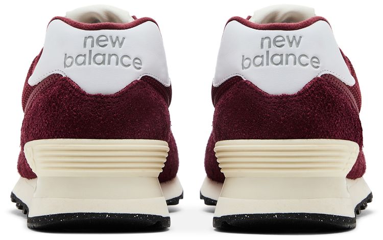 New Balance 574 Classic Crimson