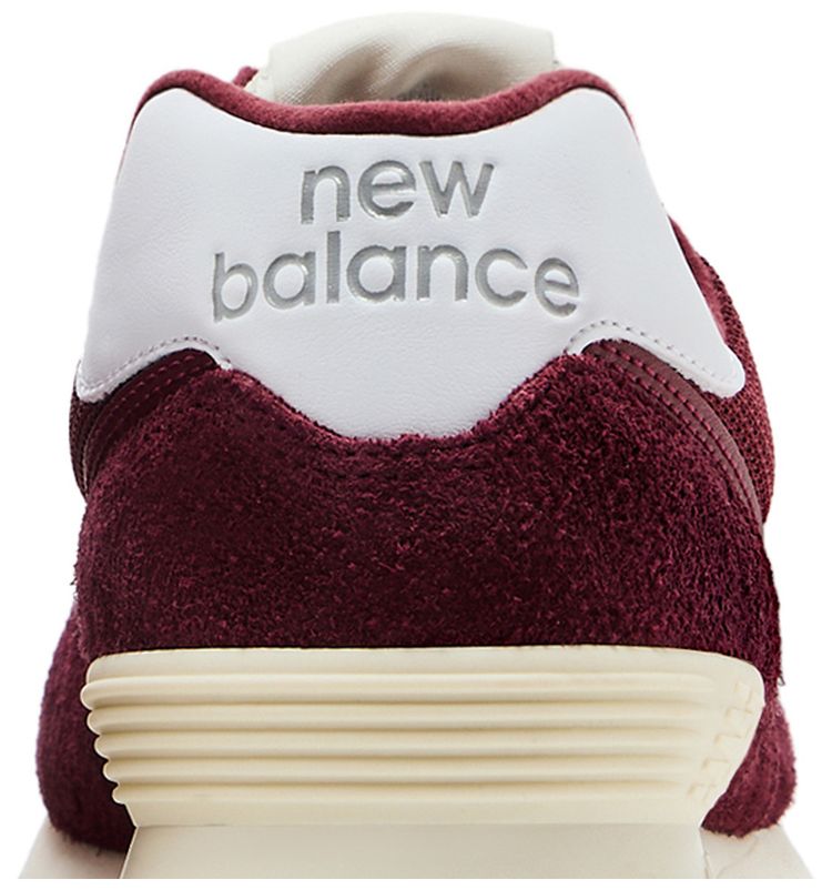 New Balance 574 Classic Crimson