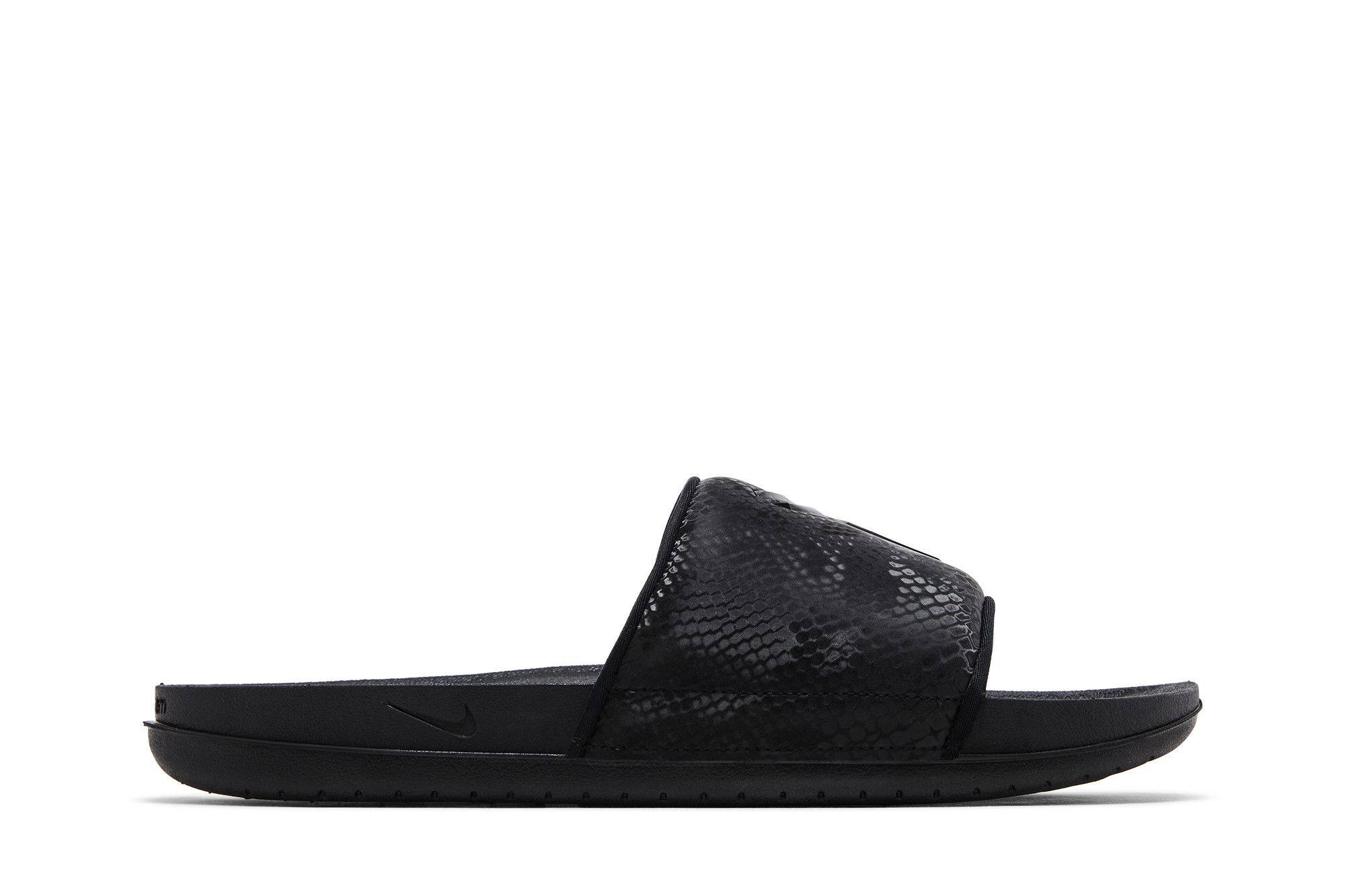Buy Kobe Bryant x Offcourt Slide 'Triple Black' - IF2870 001