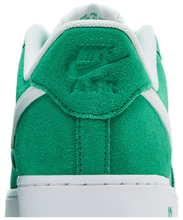 Nike Air Force 1 07 LV8 Stadium Green