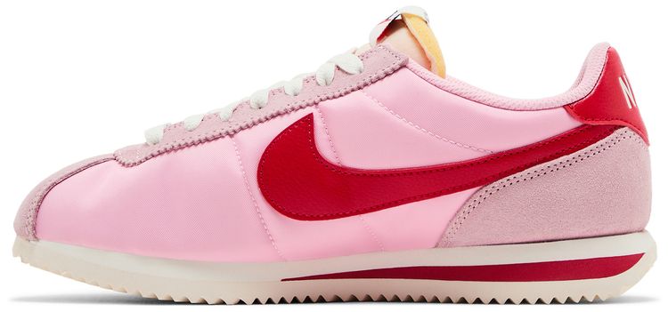 Nike Wmns Cortez TXT Soft Pink Fire Red