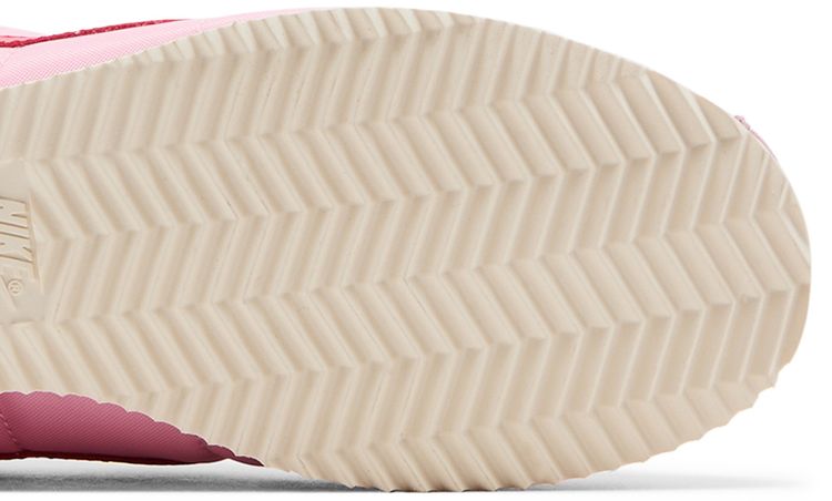 Nike Wmns Cortez TXT Soft Pink Fire Red