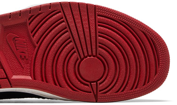 Air Jordan 1 Ultra High Banned