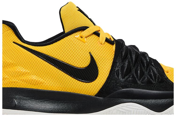 Nike Kyrie Low Amarillo