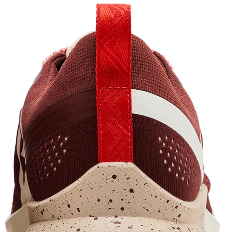 Nike React Pegasus Trail 4 Dark Pony Picante Red