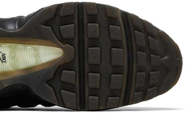 Nike Air Max 95 Premium NY vs LA