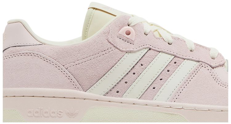 Wmns Rivalry Low Putty Mauve