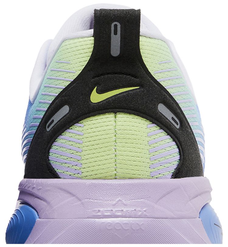 Nike Wmns Vomero 18 SE Mood Ring Pack