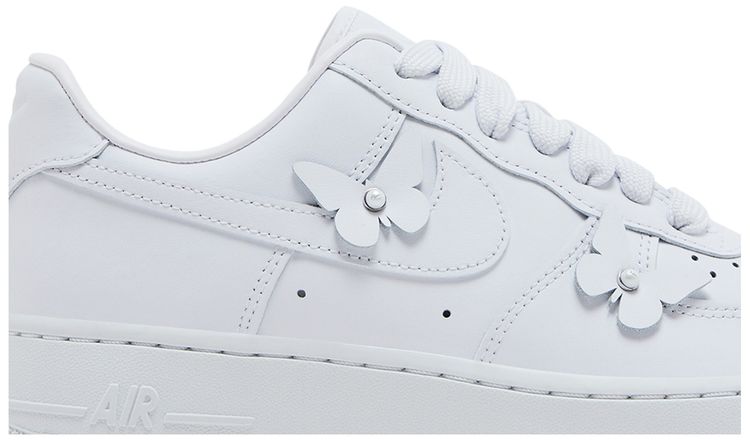 Nike Wmns Air Force 1 Low Butterfly