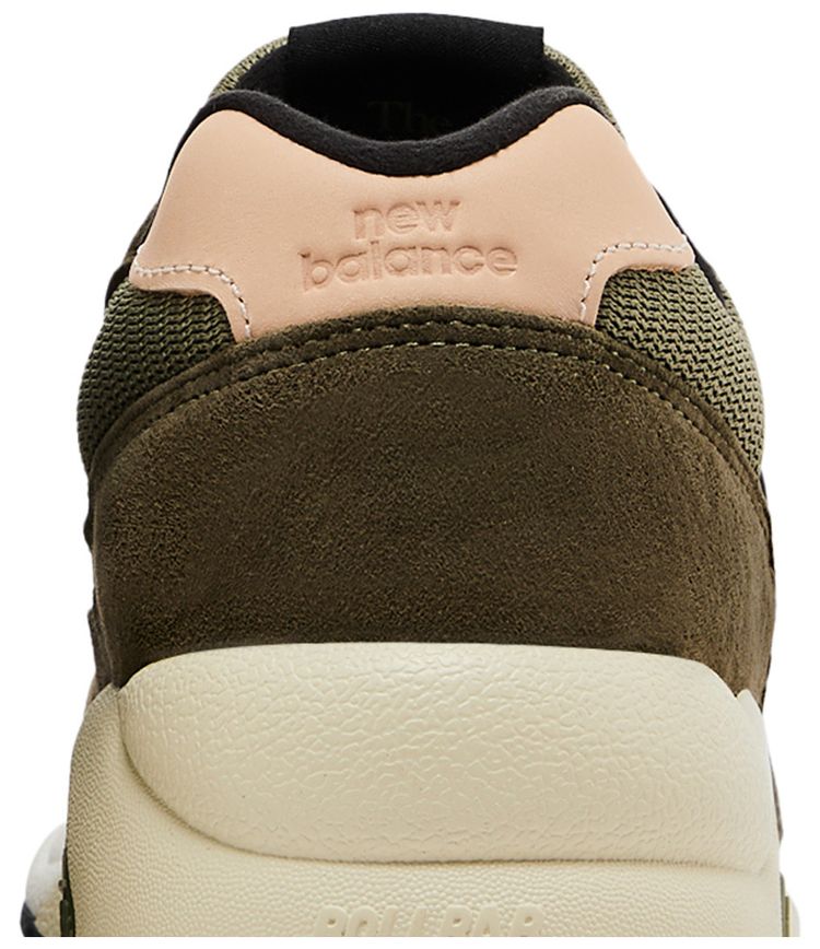 New Balance 580 Dark Olivine