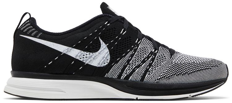 Nike Flyknit Trainer Black White