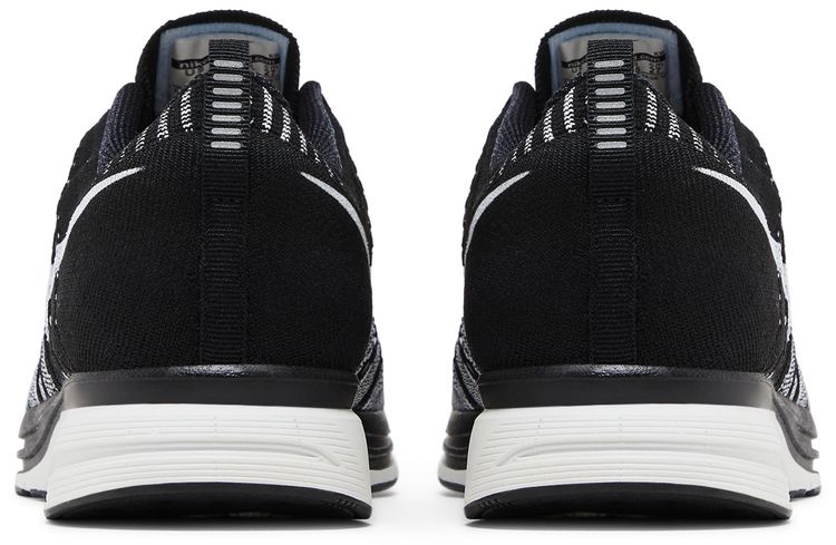 Nike Flyknit Trainer Black White