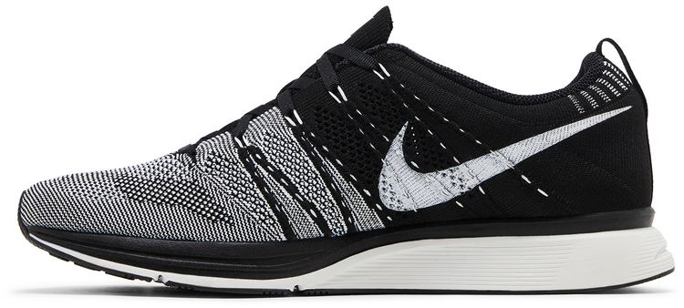 Nike Flyknit Trainer Black White