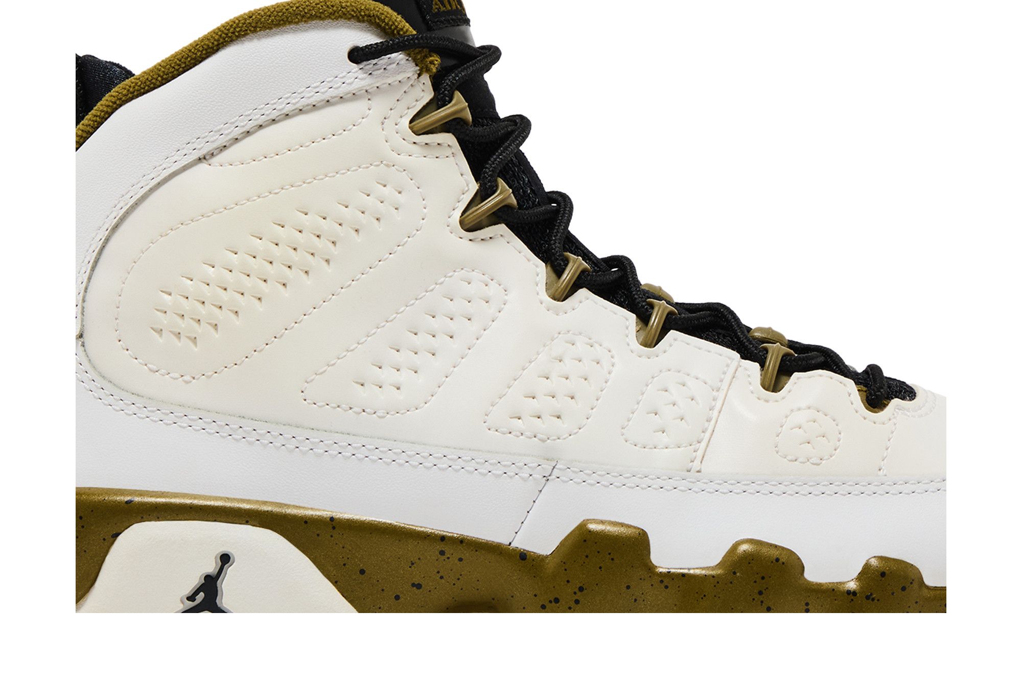 gold and white retro 9