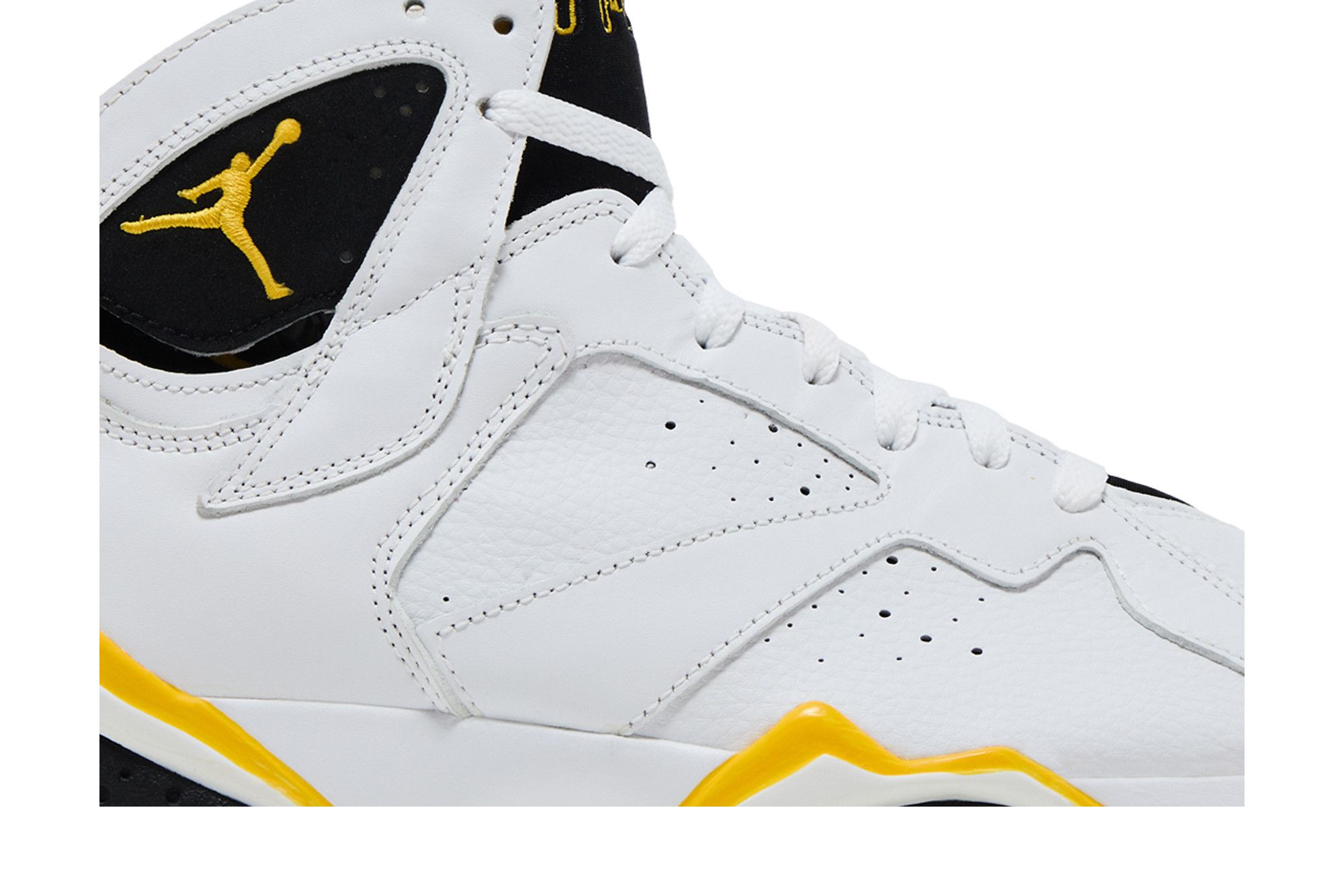Buy Wmns Air Jordan 7 Retro 'White Varsity Maize' - 313358