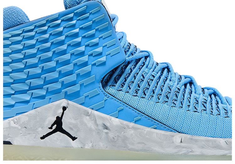 Air Jordan 32 UNC   Clear Outsole
