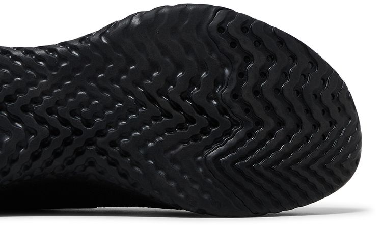 Nike Epic React Flyknit Triple Black