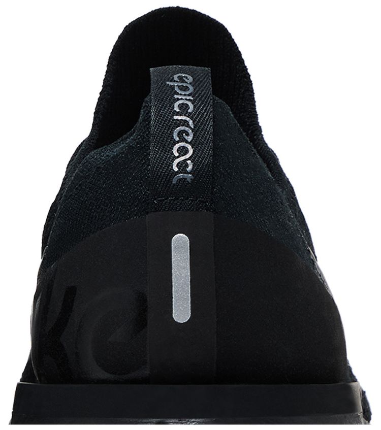 Nike Epic React Flyknit Triple Black