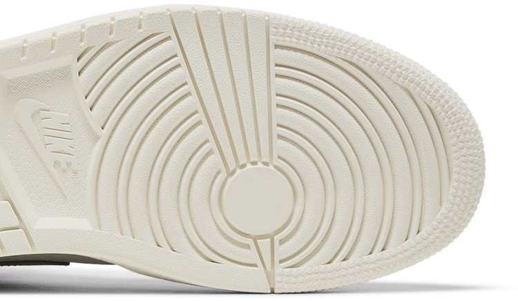 Air Jordan 1 Mid Retro SE Grey Fog