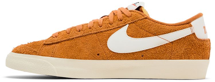 Nike Wmns Blazer Low 77 Monarch