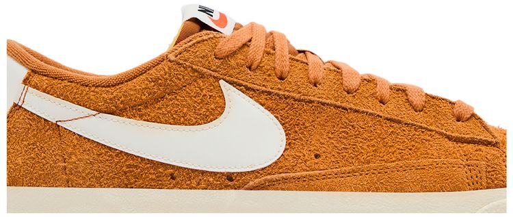 Nike Wmns Blazer Low 77 Monarch