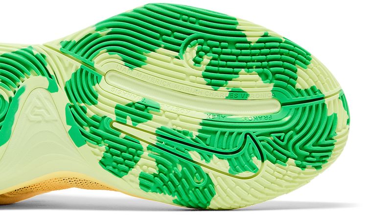 Nike Giannis Immortality 3 Soft Yellow Green Shock