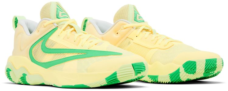 Nike Giannis Immortality 3 Soft Yellow Green Shock