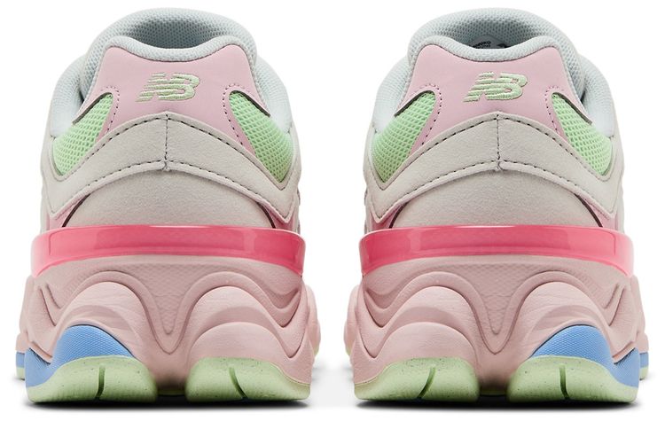 New Balance 9060 Big Kid Grey Matter Pink