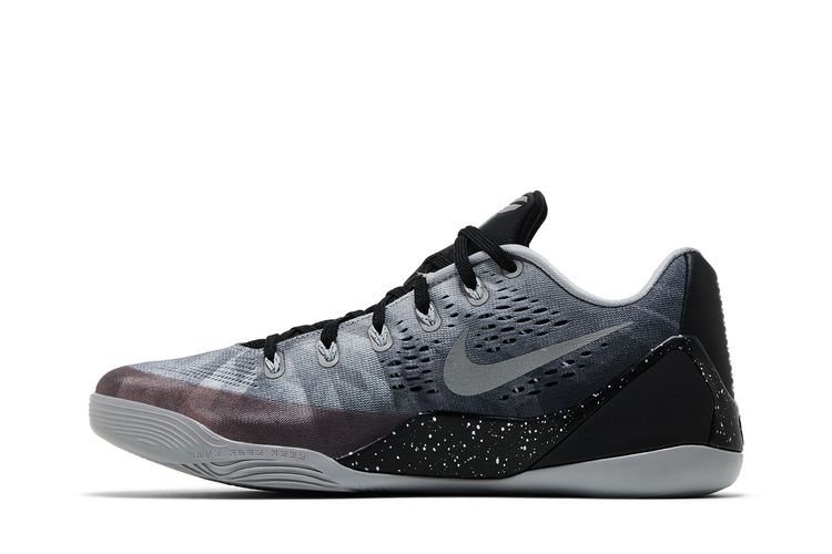Size Nike Kobe EM Premium 'Metallic Silver'