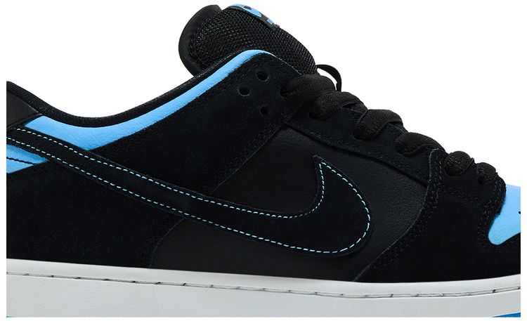 Nike SB Dunk Low Pro