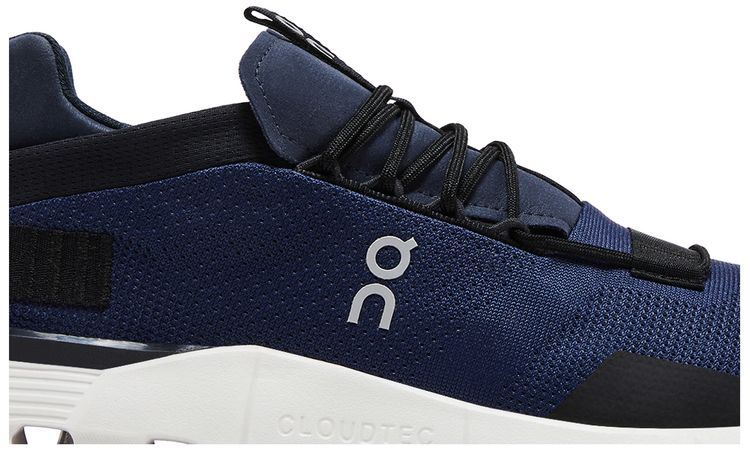 ON Cloudnova Navy White