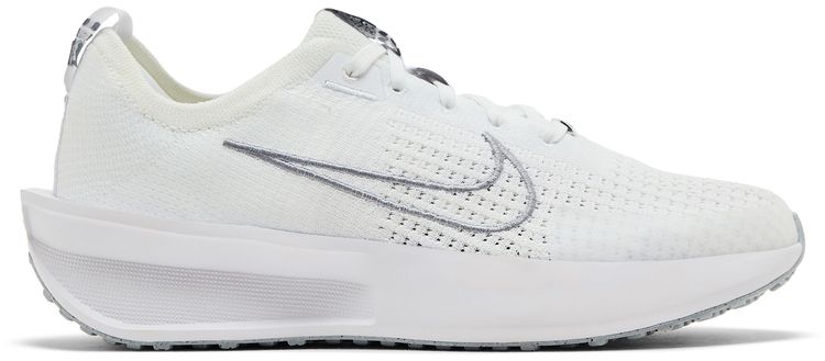 Nike Wmns Interact Run White Metallic Silver
