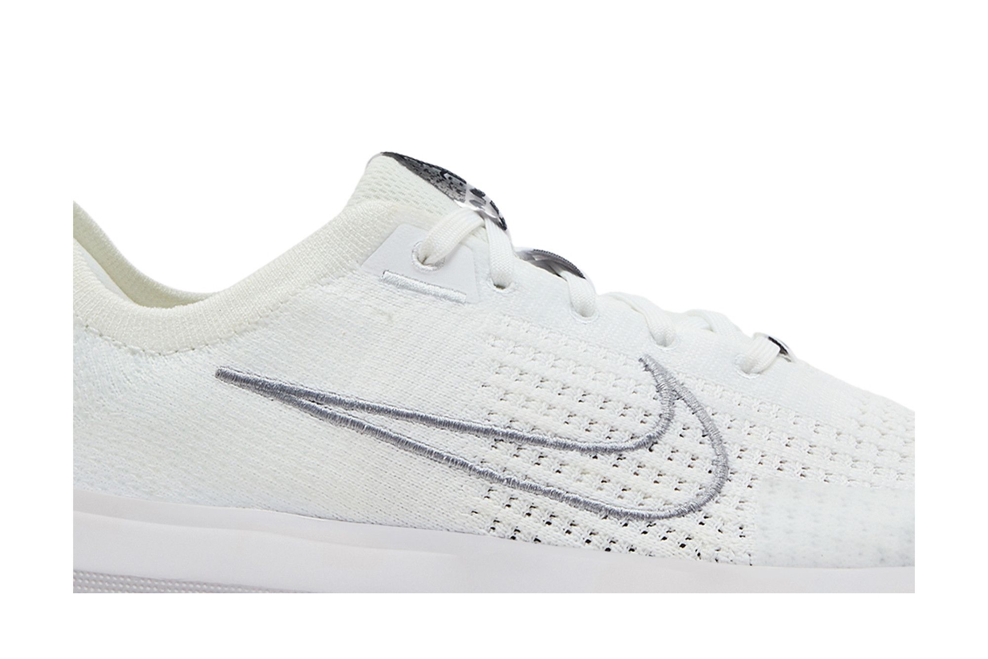 Buy Nike Wmns Interact Run 'White Metallic Silver' - FD2292 100 | GOAT
