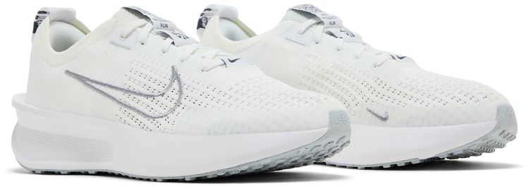 Nike Wmns Interact Run White Metallic Silver