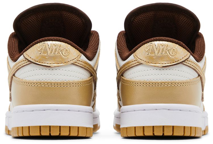 Nike Wmns Dunk Low LX Be The One