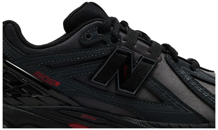 New Balance 1906R Big Kid Castlerock Fade Red